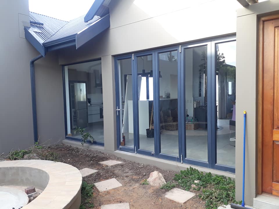 Aluminium Stacking Doors